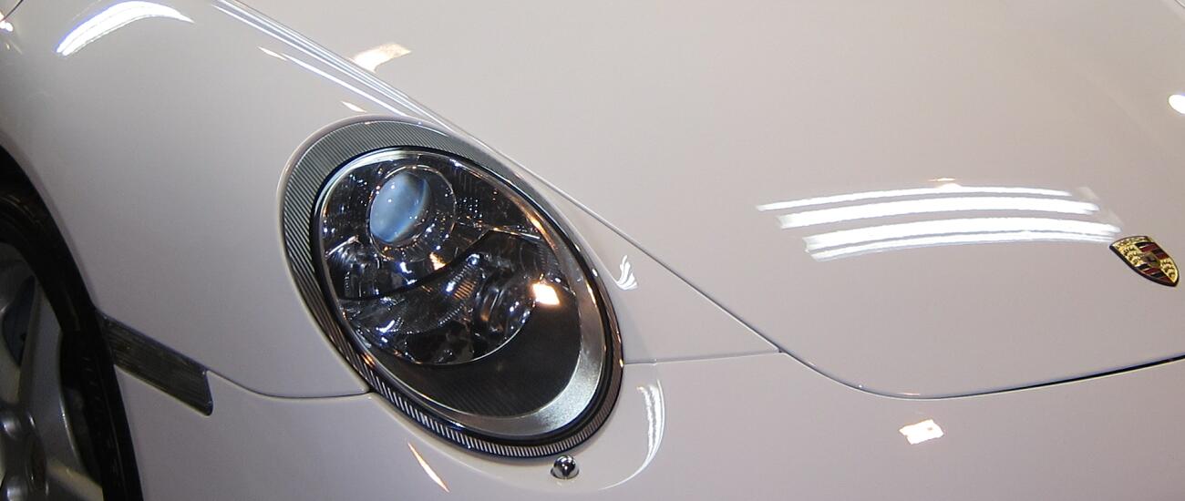 ポルシェ 911 カレラ ガラスコーティング 白い車の水垢対策に カービューティープロ ブルーボトル ガラスコーティング 東京