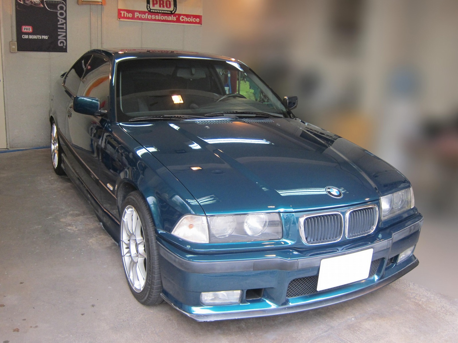 20130809-bmw-318is-01